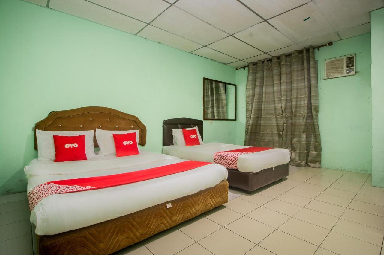 OYO 90124 Payang Puri Baru Hotel Sarikei Bagian luar foto